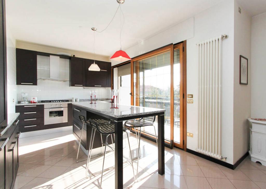 Apartment Vittorio วิตโตรีโอ เวเนโต ภายนอก รูปภาพ